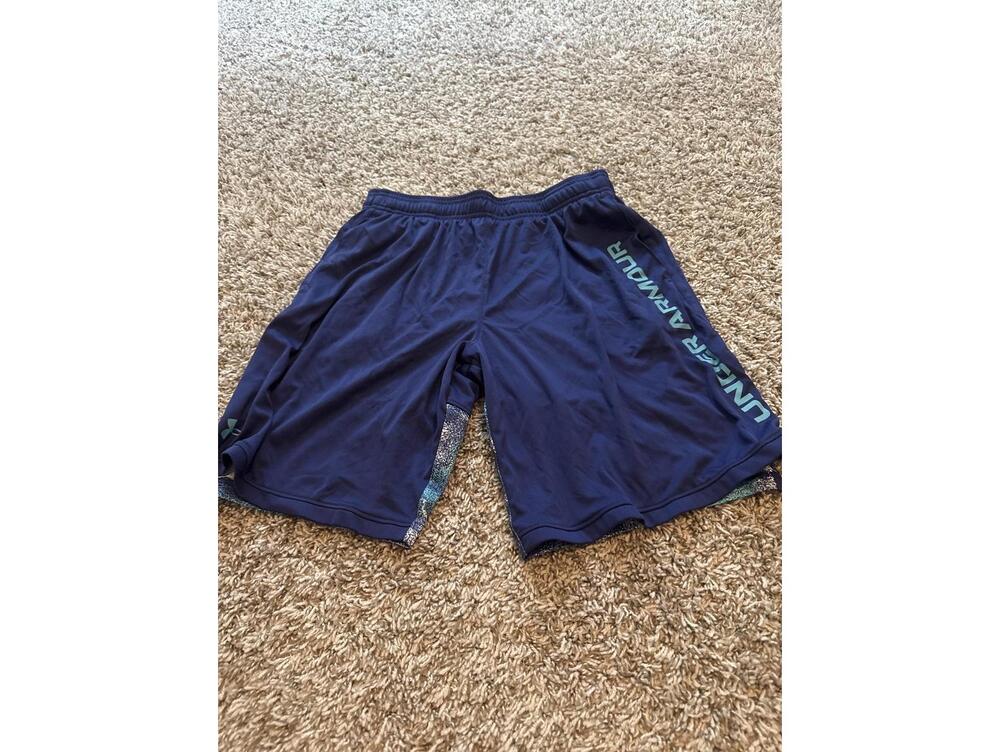 Under Armour Boys Navy Blue Athletic Shorts YXL Loose Fit